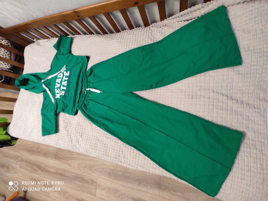 Спортивний костюм