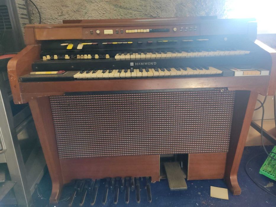 Órgão Hammond t-524c 1972