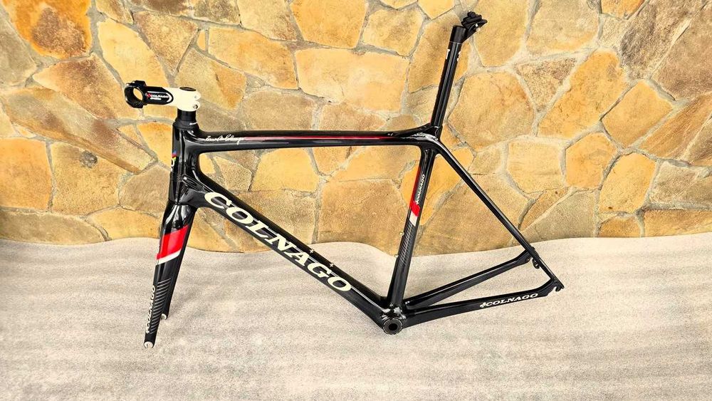 Карбонова шосейна рама Colnago CLX EVO