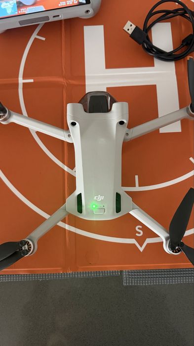 DJI Mini 3 Pro + DJI RC + acessórios