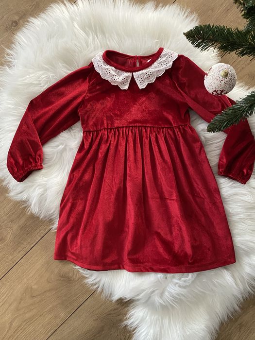 Sukienki świąteczne 104 jak nowe