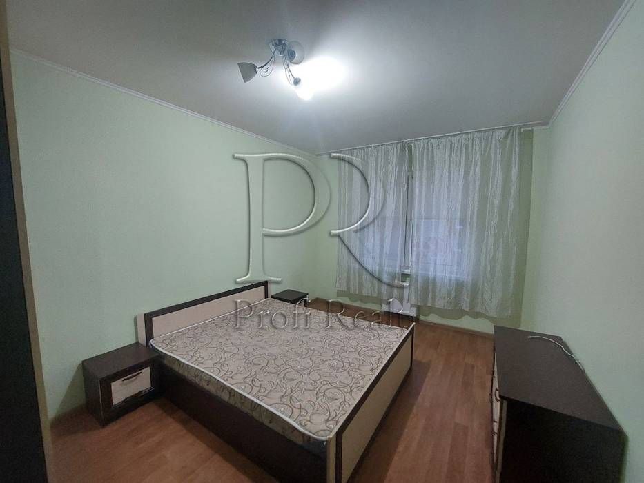 Продаж 2 кімн. квартири в ЖК Патріотика / Русової 5Б