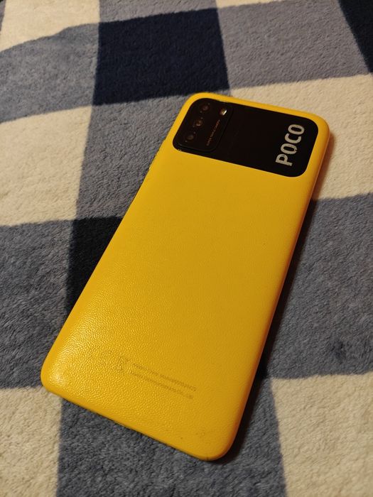 Смартфон Poco m3 гарний стан
