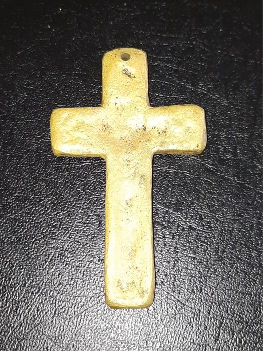 Cruz mediaval em Bronze