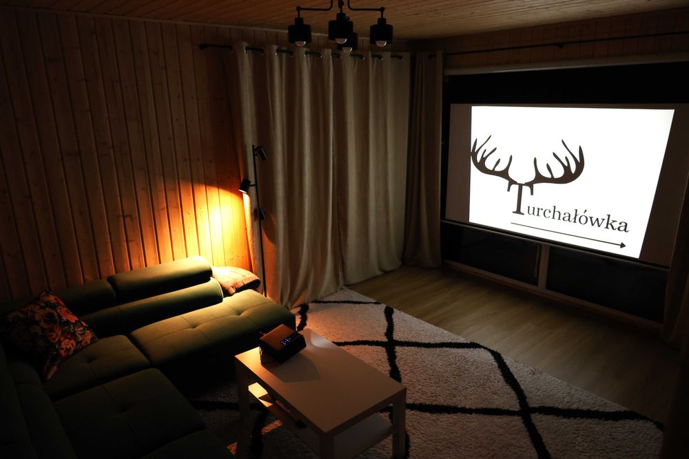 Drewniany domek w górach z tarasem na wynajem. PROMOCJA FERIE