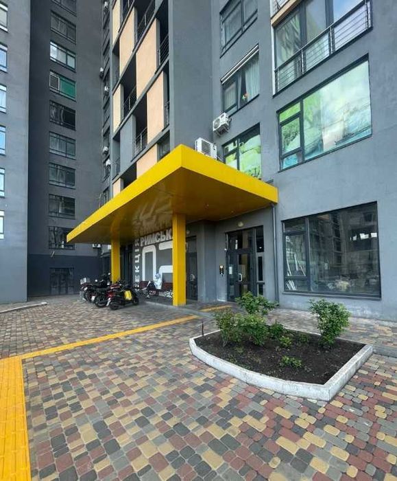 Продаж квартири з ремонтом та меблями вул. Ракетна 24 в Києві