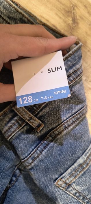 Jeansy dla chłopca 128 Sinsay, nowe