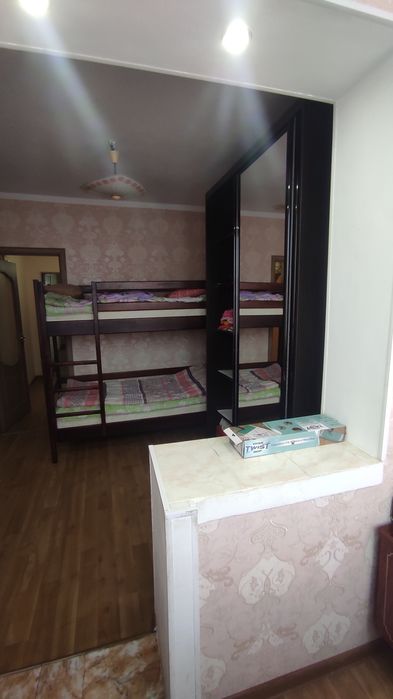 Продам 3 комн на левом берегу