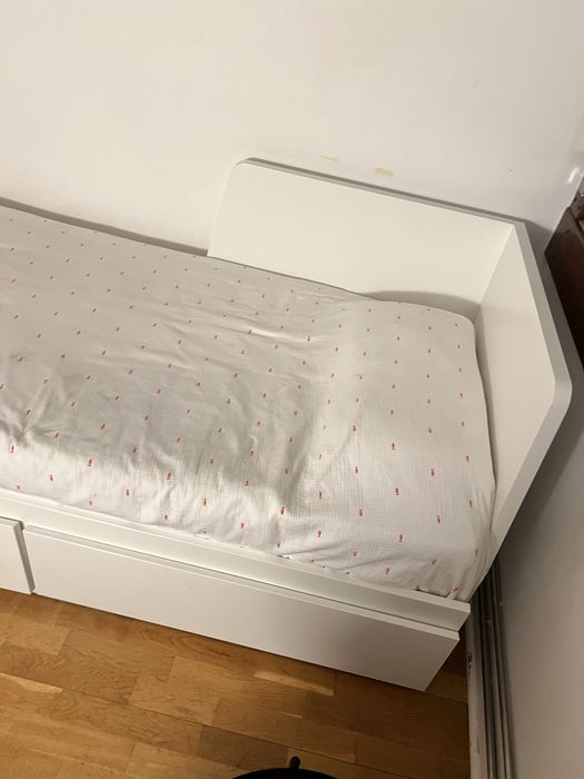 Cama IKEA solteiro