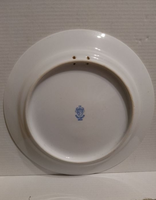 Тарелка на стену фарфор