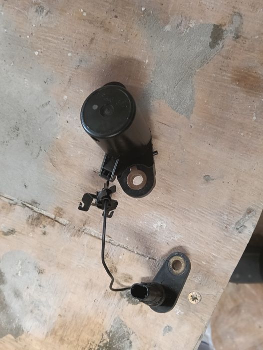 Продам датчик уровня масла на мерседес 212 ОМ 642