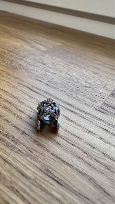 PANDORA Disney - karoca Kopciuszka