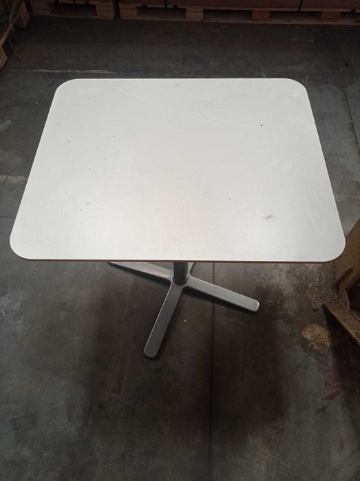 Stolik biały 60x70