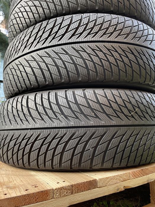 4x MICHELIN Pilot Alpin 5 225/60R17 99H A0