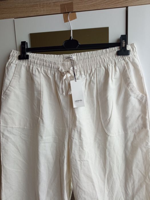 Zalando essentials curvy nowe spodnie damskie lniane białe 48