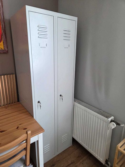 Metalowa szafka BHP (zamykana)