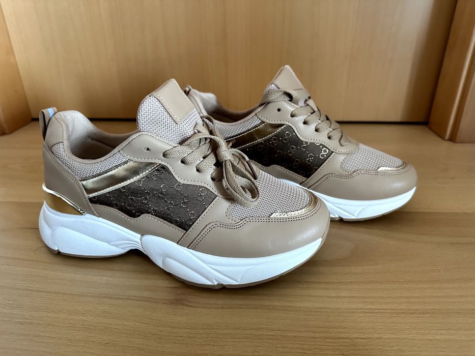 Sapatilhas NOVAS muito confortáveis Nº 39