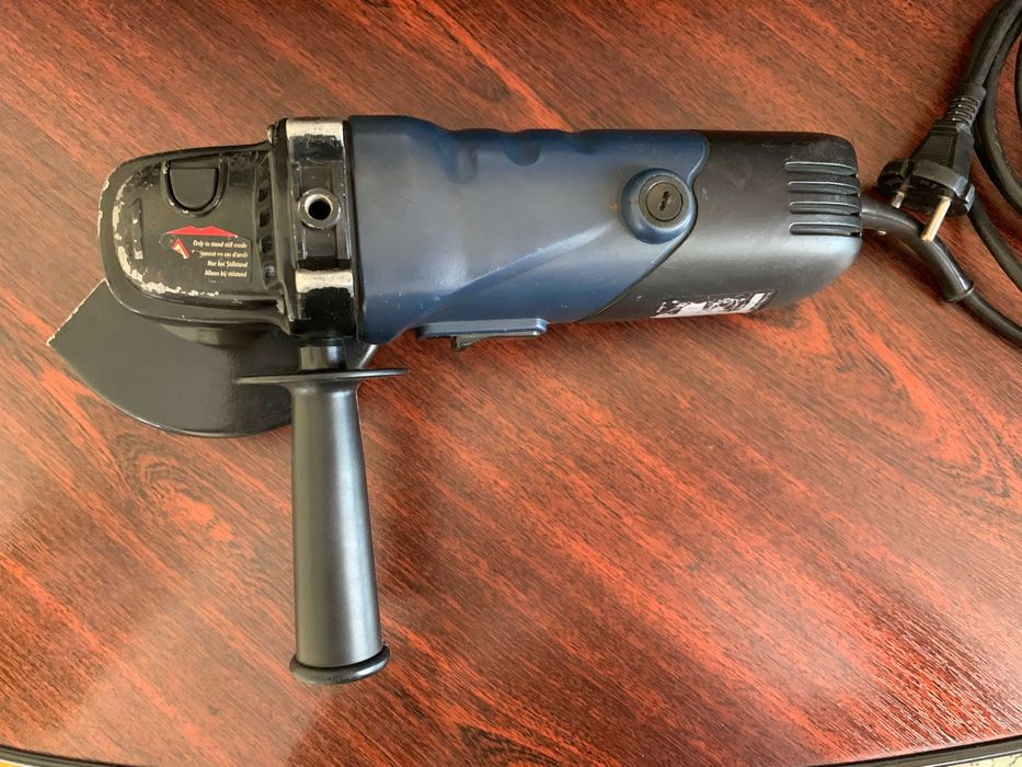 Болгарка Ferm FAG-125N неробоча