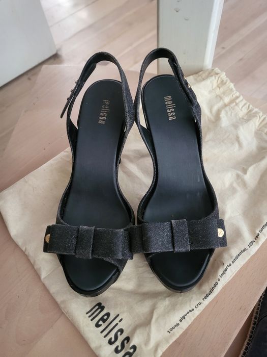 Sprzedam sandały Melissa