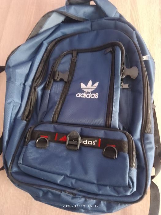 Sprzedam plecak Adidas