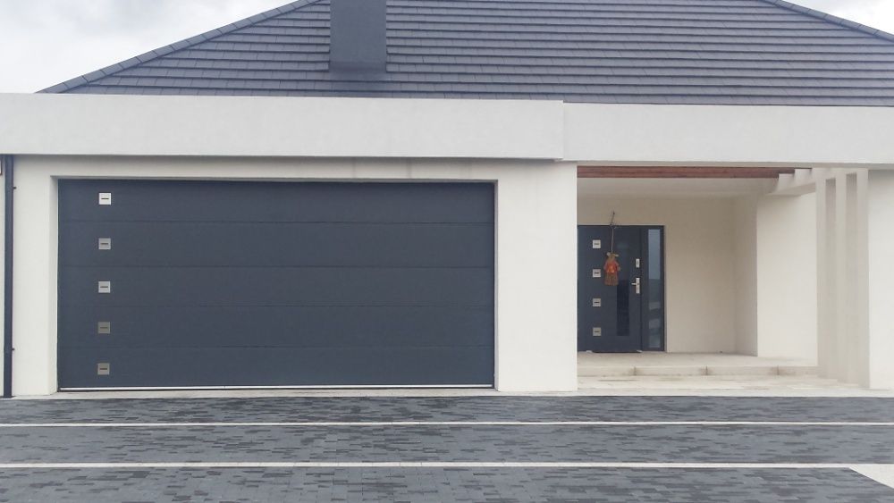 Producent Brama garażowa segmentowa Bramy garażowe przemysłowe 3,28*2