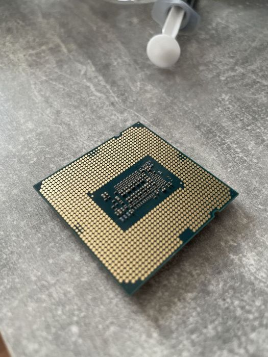 Intel Core i3-10100F