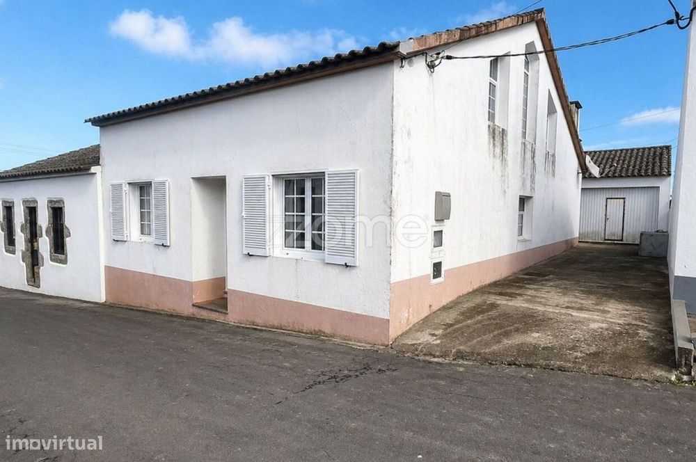 Moradia T4 na Algarvia – Nordeste