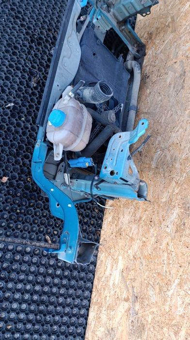 Peugeot Bipper 1.4B Pas Przedni Komplet Kny