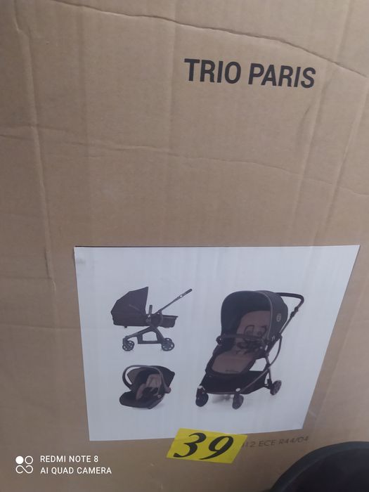 Vendo carrinho de bebe com alcofa e o ovo