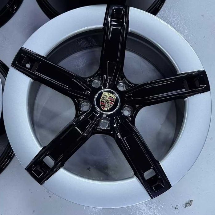 Jantes 21" Originais Porsche Taycan II Turbo Mission E 5x130