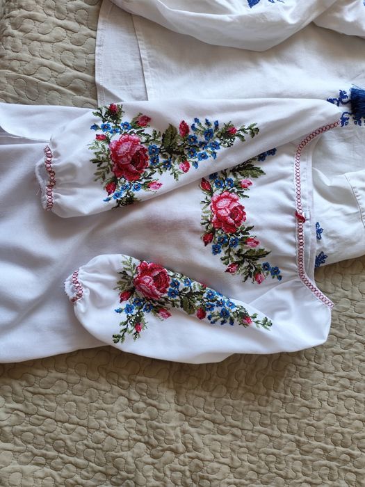 Продам дитячу вишиту сорочку