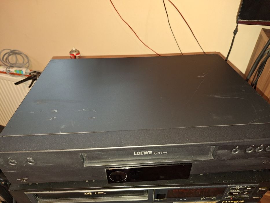 Magnetowid LOEWE centros hi fi 6106H