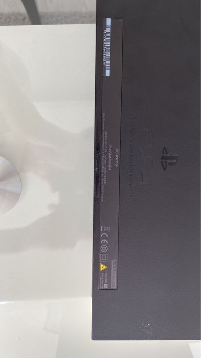 Ps4  - 1 TB Impecável