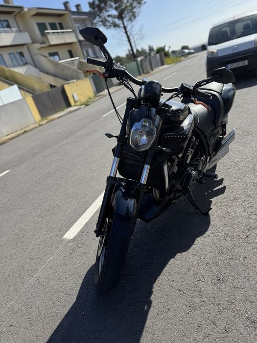 Yamaha V Max 1200
