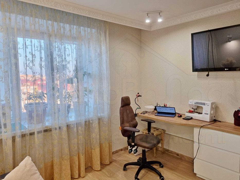 3 кімнатна квартира 82м2 в новобудові з ремонтом в районі Масани-KI