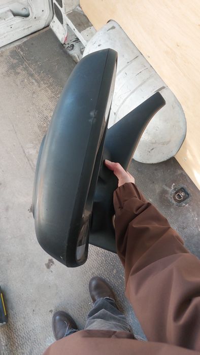 Lusterko  za darmo (ma pęknięcie)