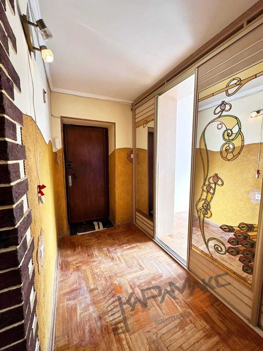 Продаж 3-кімнатної квартири у Львові, Франківський район