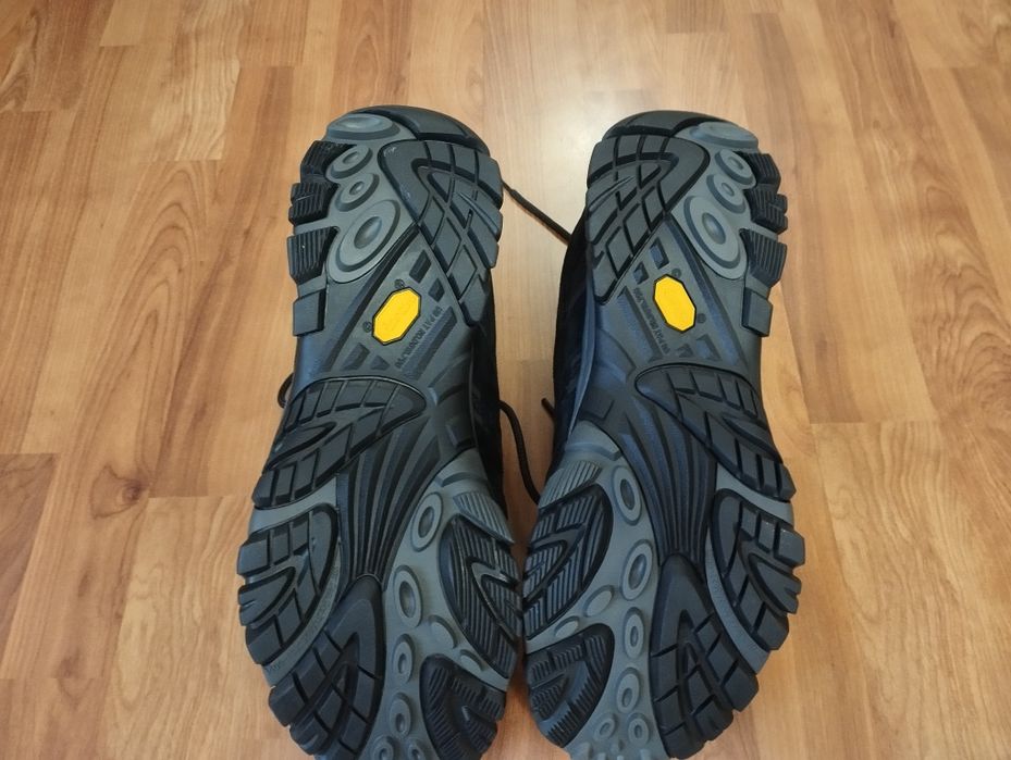 Чоловічі спортивні кросівки  Merrell Moab 2 Vent Regular