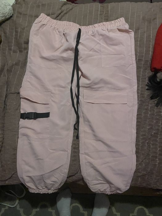 Nowe spodnie różowe