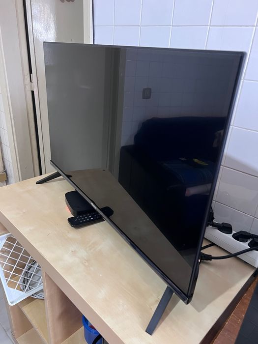 Smart Tv “32” Hisense - Novíssima