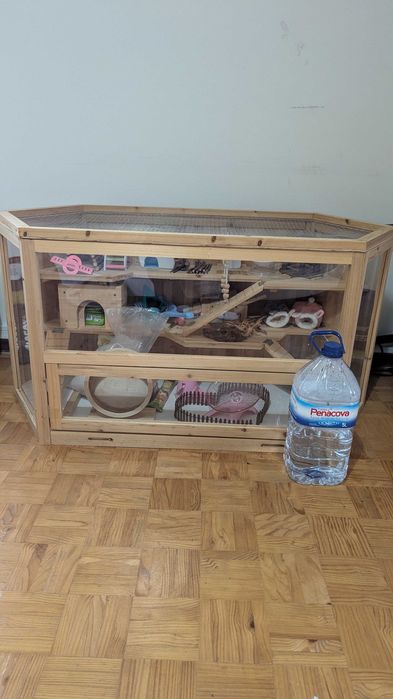 Gaiola Grande de Madeira para Hamster com Acessórios