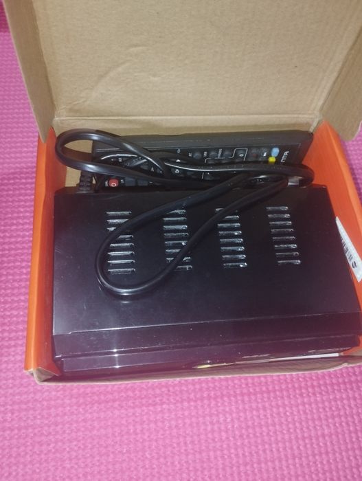 Цифровой спутниковый ресивер