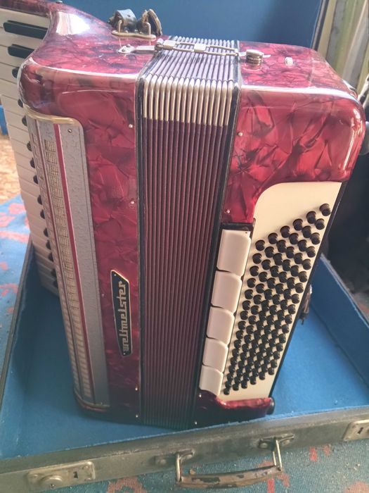 Акордеон Weltmeister