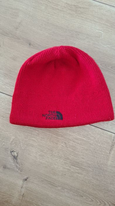 Czapka The North Face TNF. Czerwona. Czarne logo. Rozmiar uniwersalny
