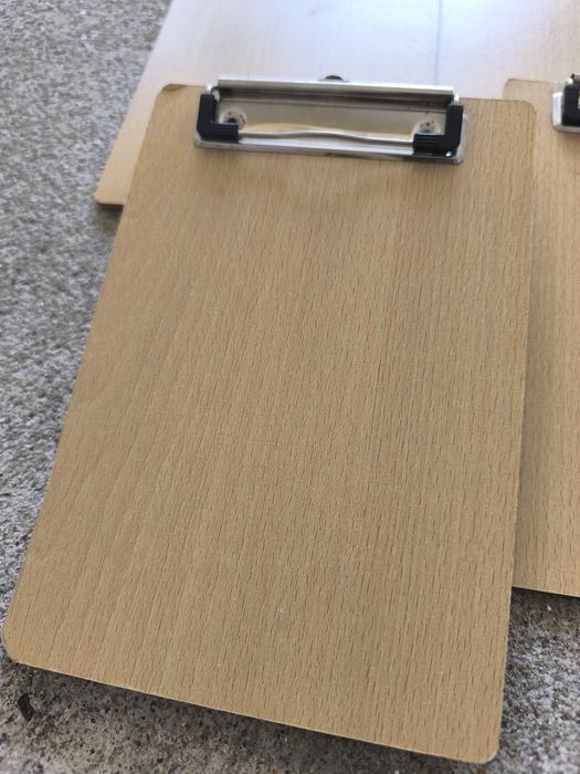 12 porta papéis em bom estado