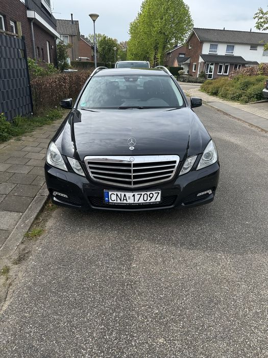 Sprzedam Mercedesa E  klasa