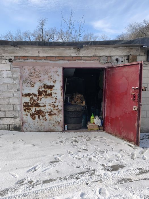 Продам капітальний гараж