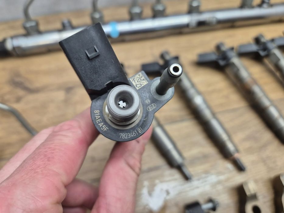 BMW N57 3.0D 313Km Układ Paliwowy Wtryski Pompa Komplet 7823470 7823461