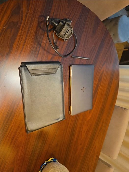 HP Spectre x360 Hybrid Laptop

13-aw0013np (13.3" - Intel Core i7-164284416039427124