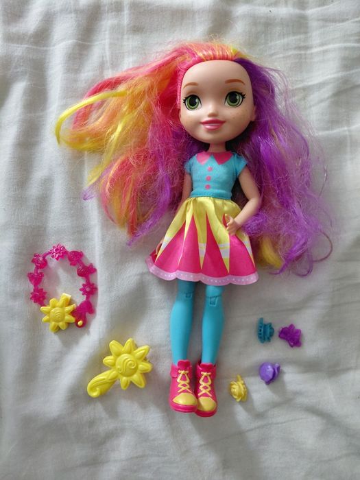 Mattel Sunny Day Lalka Sunny Do Stylizacji 28 cm